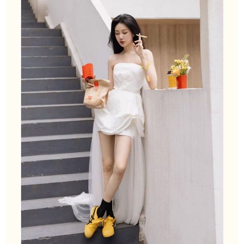 French White Strapless Morning - огляд і ціна Photography Lighting Outdoor